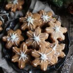 Gingerbread Cookies with Vanilla