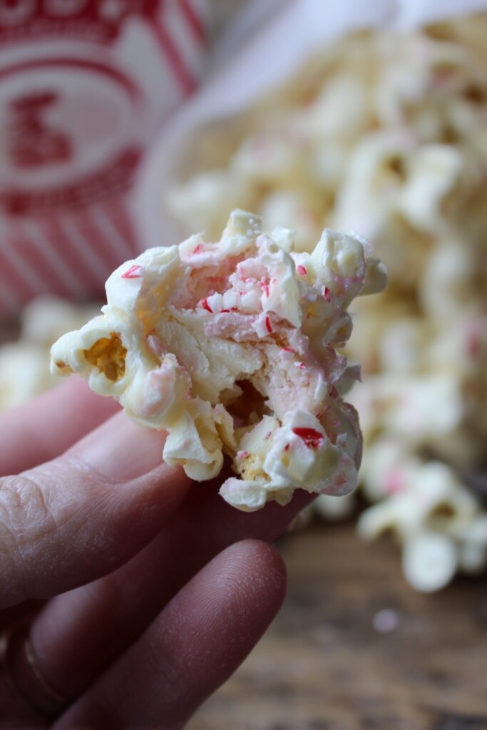 Peppermint White Chocolate Popcorn Mix